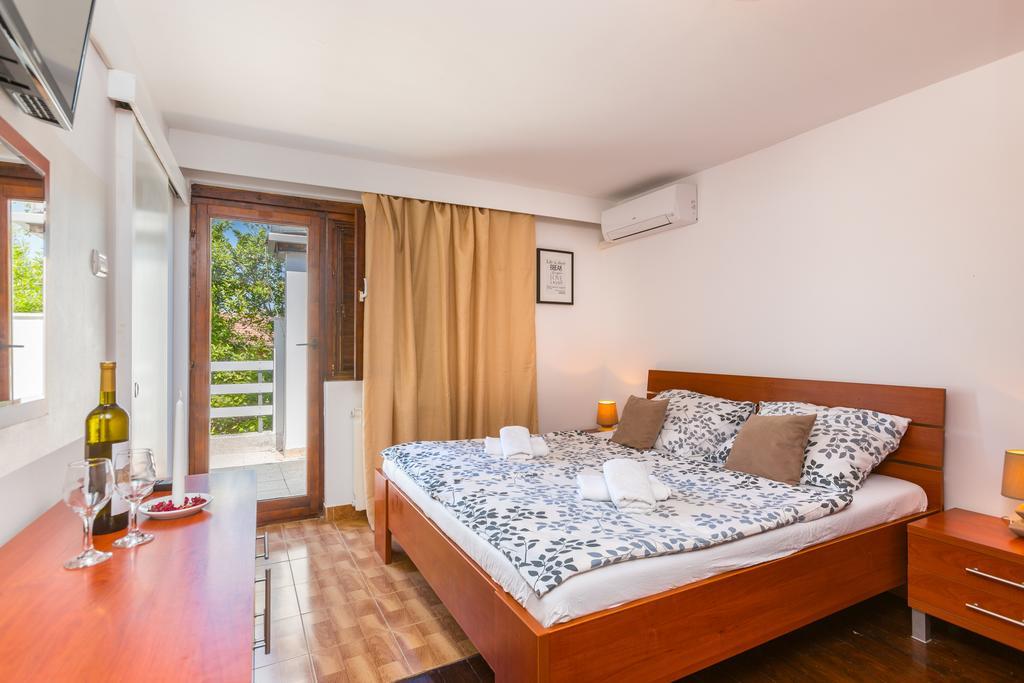 Bed & Breakfast La Fontana Medulin Kültér fotó